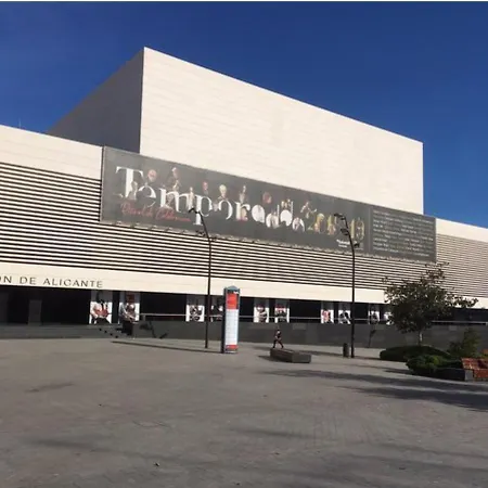 Estudio B Cerca De La Plaza De Toros Alicante Exterior foto